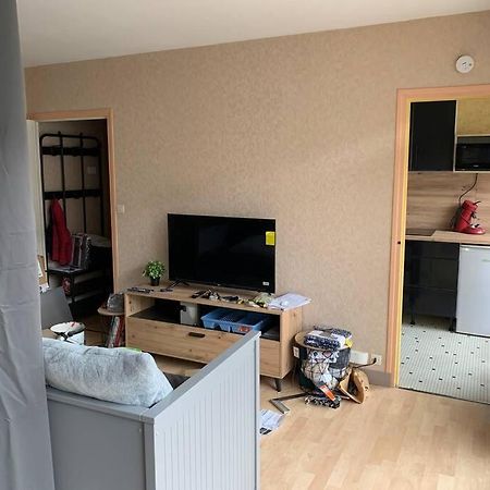 Appartement Confortable Et Tranquillite Assurer Tours Exterior photo